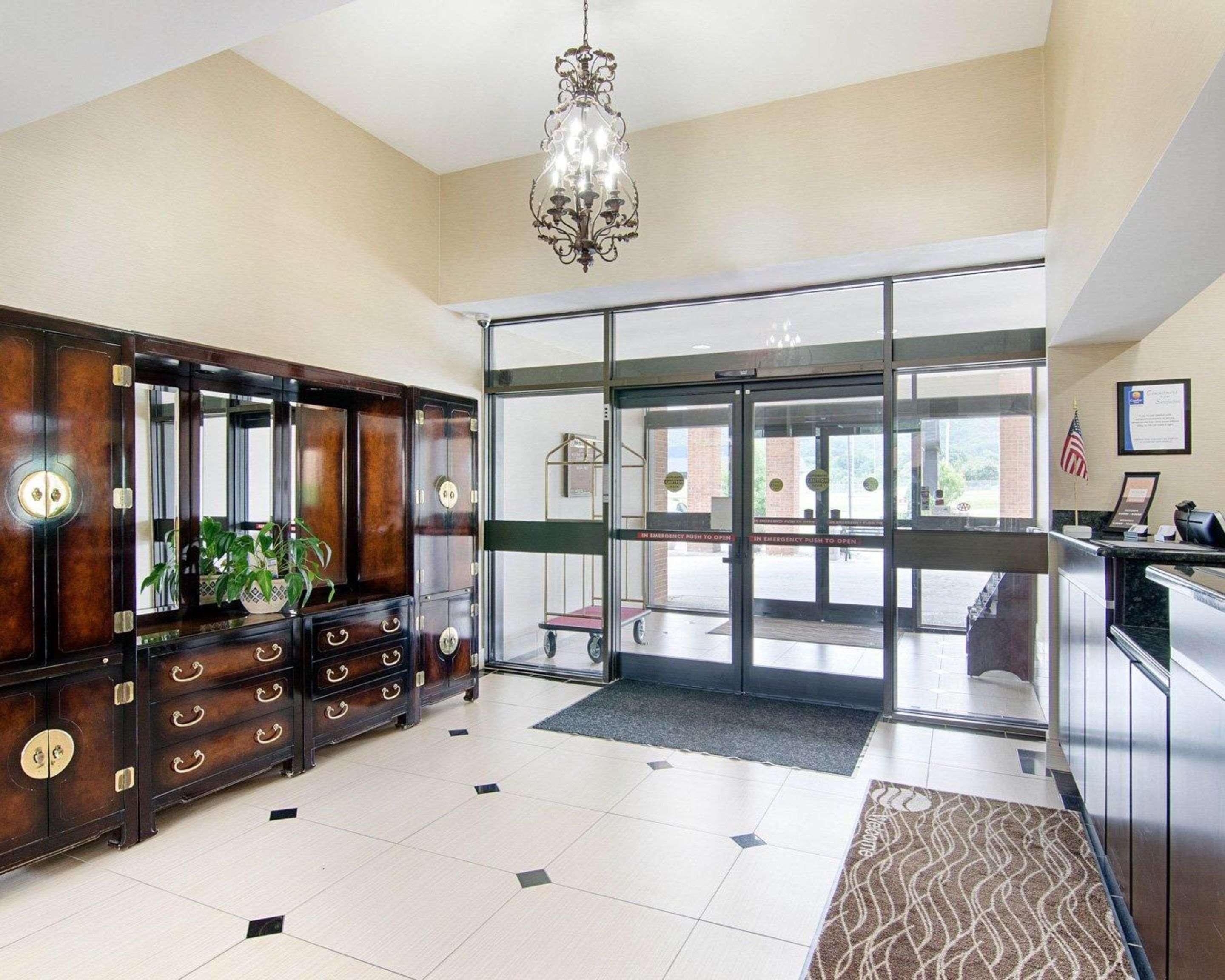 Comfort Inn Bluefield Bagian luar foto