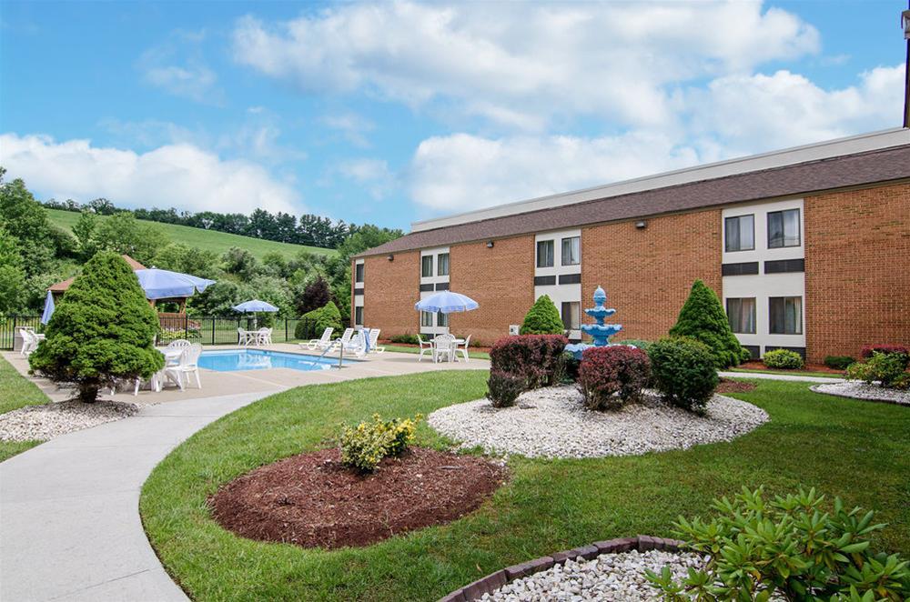 Comfort Inn Bluefield Bagian luar foto