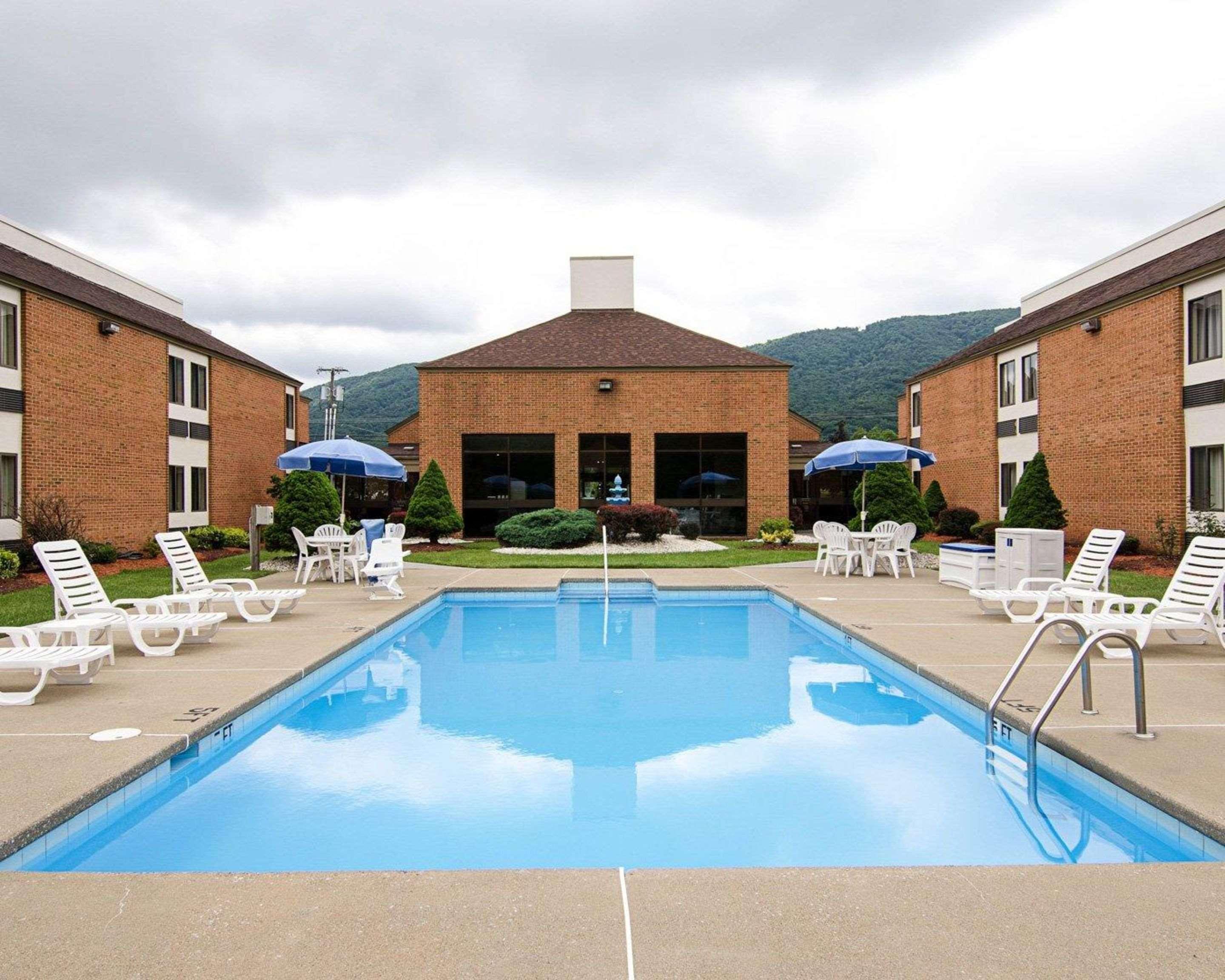 Comfort Inn Bluefield Bagian luar foto